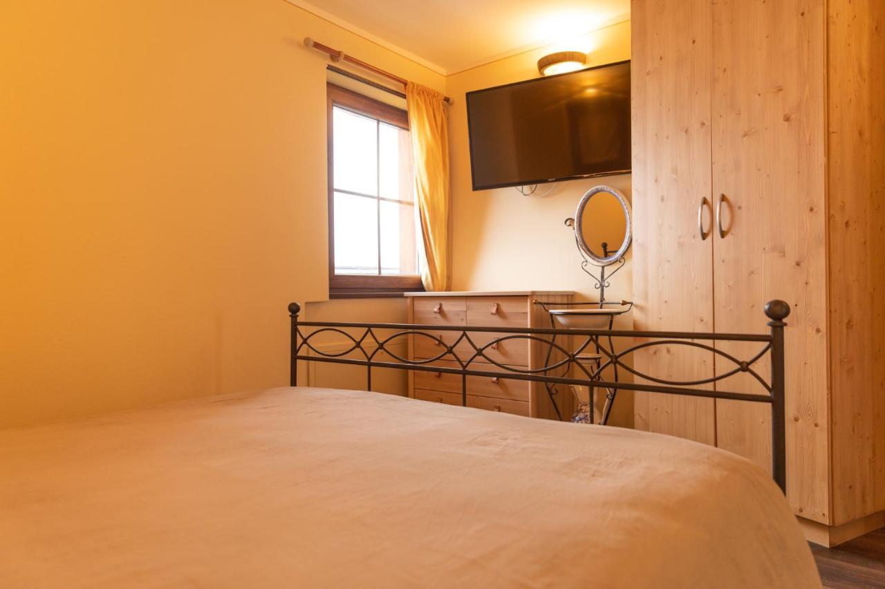 Pianeta Oro Avamposto Meteo Apartment Ливиньо Екстериор снимка