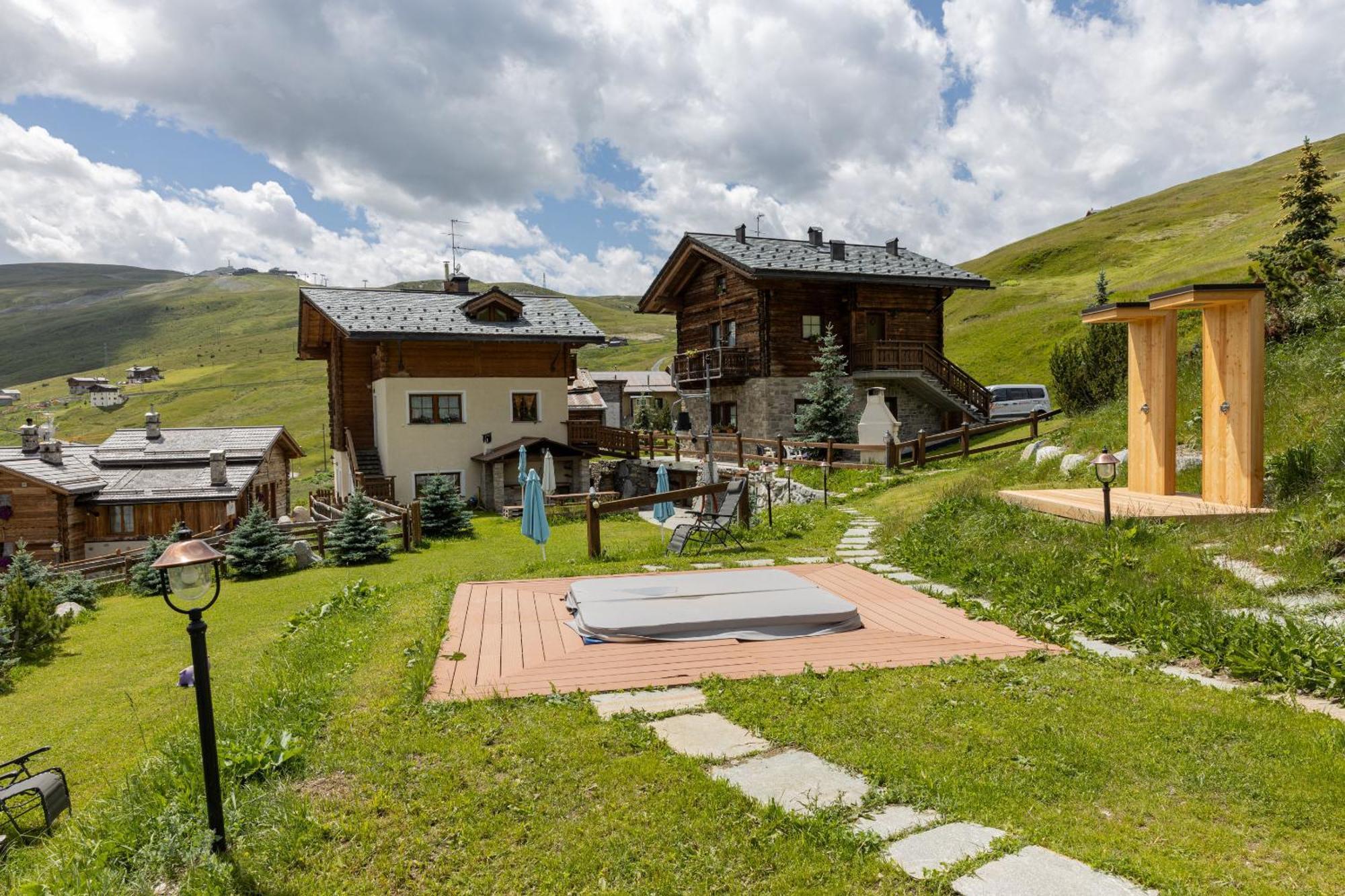 Pianeta Oro Avamposto Meteo Apartment Ливиньо Екстериор снимка