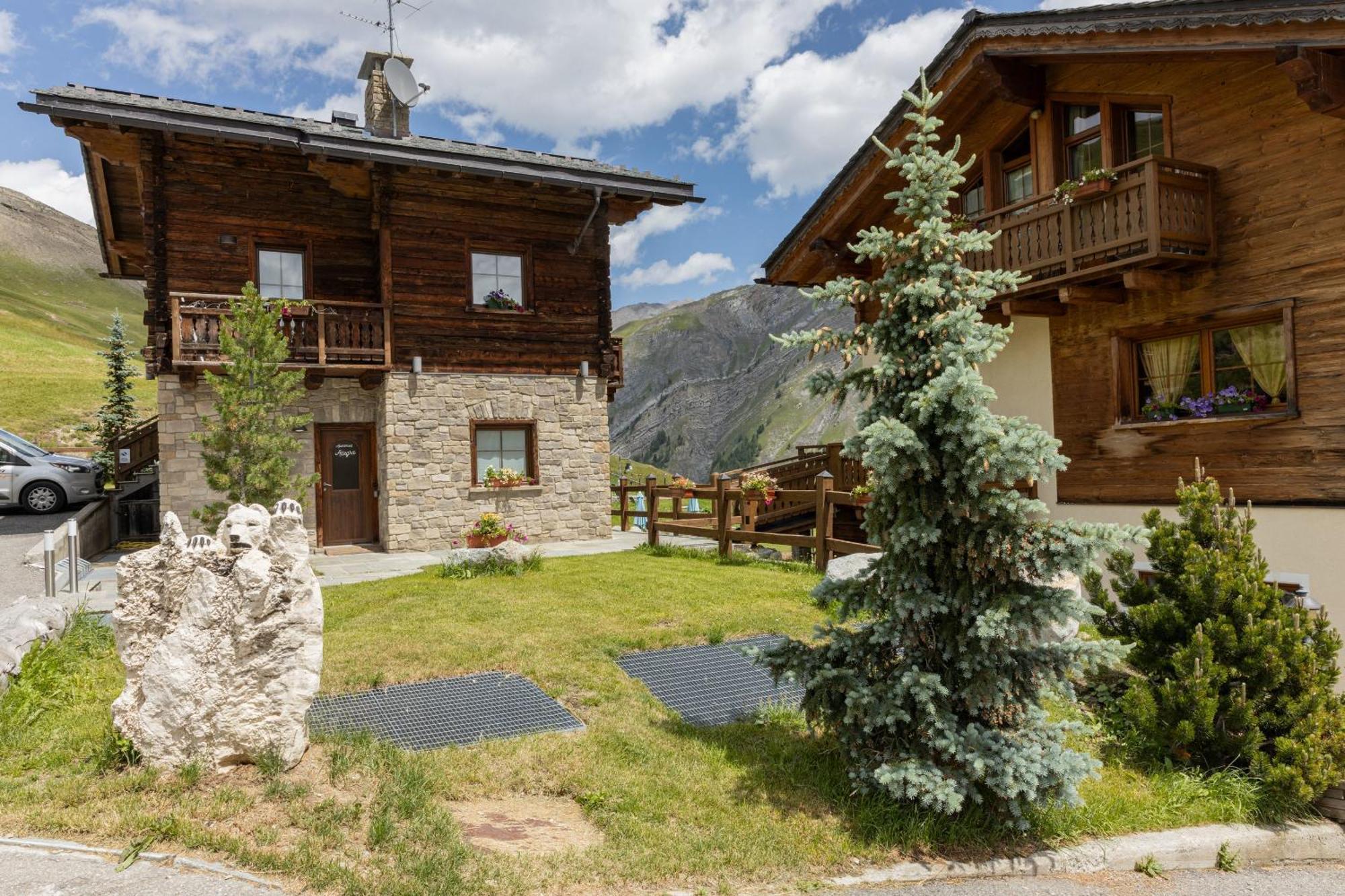 Pianeta Oro Avamposto Meteo Apartment Ливиньо Екстериор снимка